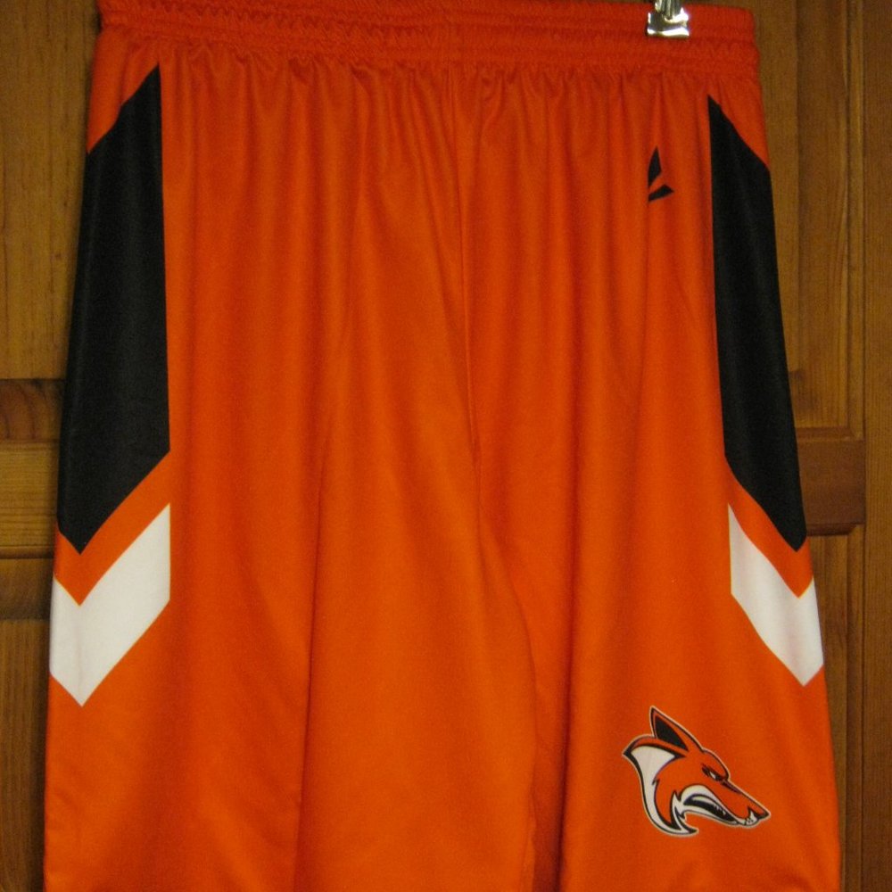 Medium NWT Ben Sports Reversible Basketball Shorts Middle School Boy